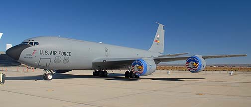 Boeing KC-135R Stratotanker 61-0280 of the 452nd Air Mobility Wing
